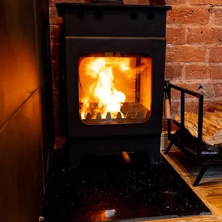 Vip - 2 Bedroom Grade 2 Luxury Industrial House With Log Burning Fire & Electric Blinds In The Heart Of The Jq Dom wakacyjny Birmingham