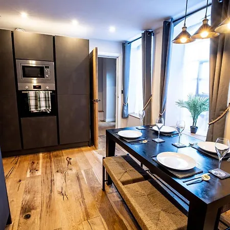 Vip - 2 Bedroom Grade 2 Luxury Industrial House With Log Burning Fire & Electric Blinds In The Heart Of The Jq Dom wakacyjny *