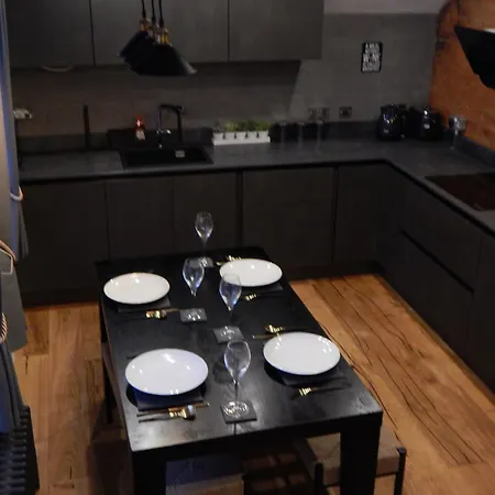 Vip Industrial Luxury House: Heart Of Jq
